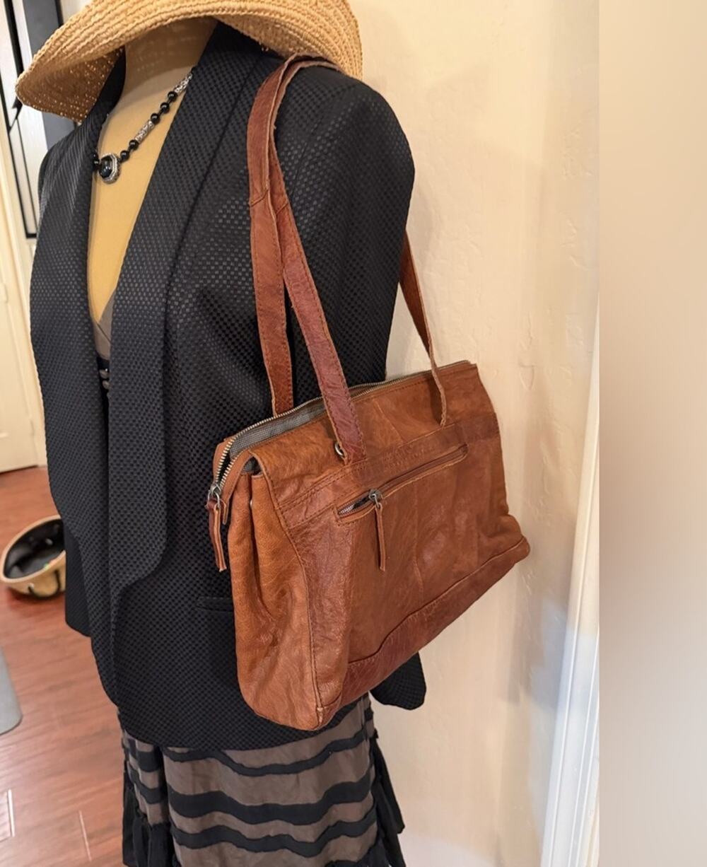 Spikes & Sparrow Bronco leather shoulder bag